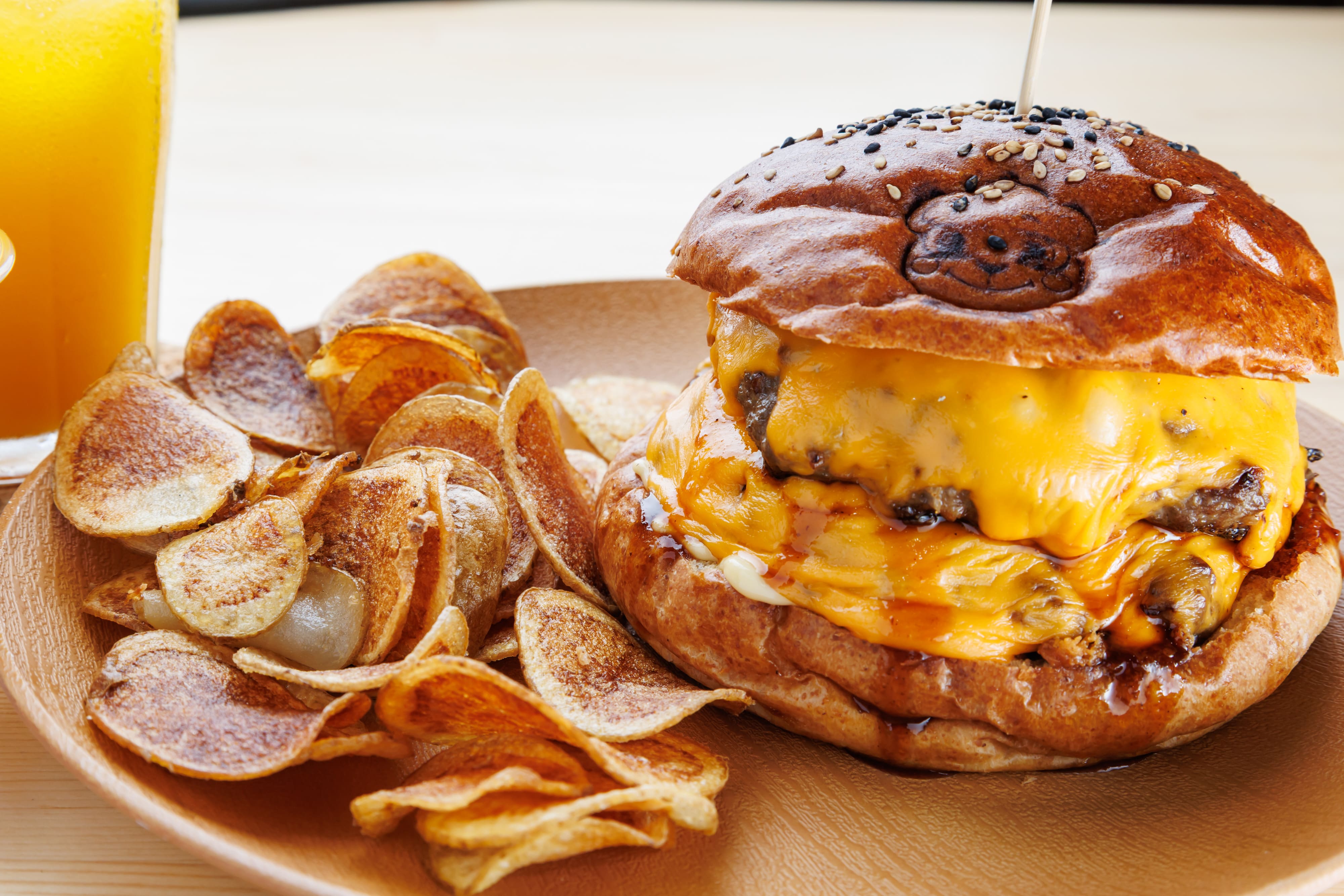 Forest Bear Burger｜奈良・香芝の本格グルメバーガー｜テイクアウト